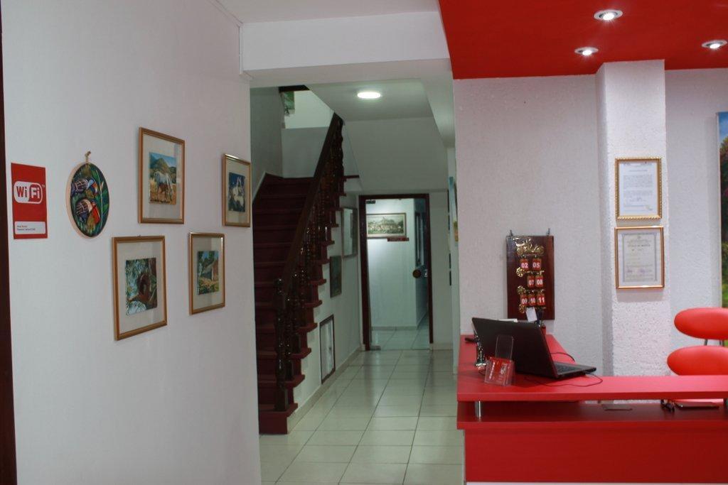 أسونسيون Hostal Casa Suiza المظهر الخارجي الصورة