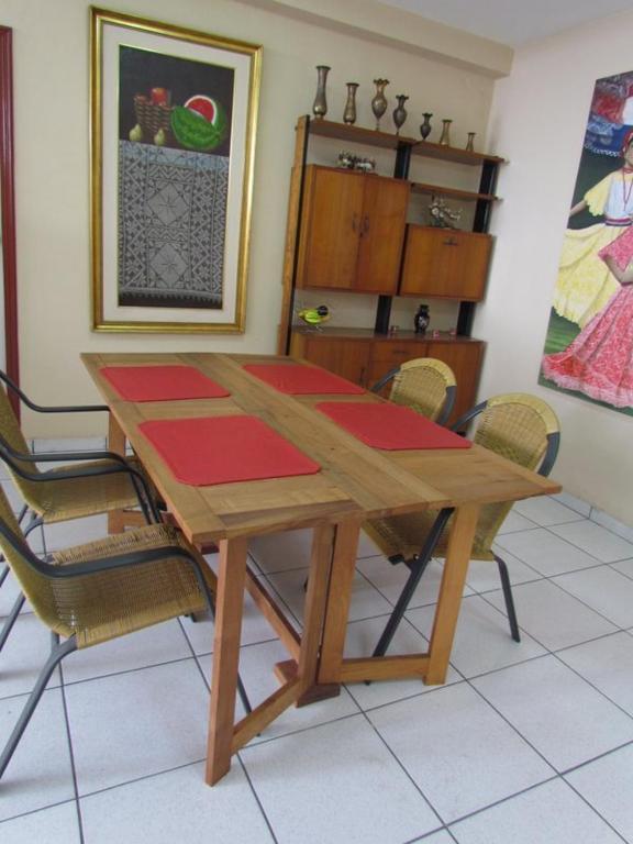 أسونسيون Hostal Casa Suiza المظهر الخارجي الصورة